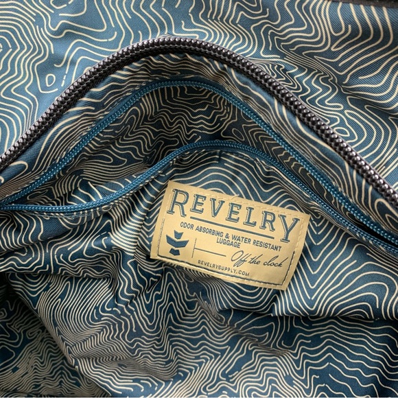 Revelry the weekender bag - Picture 14 of 16